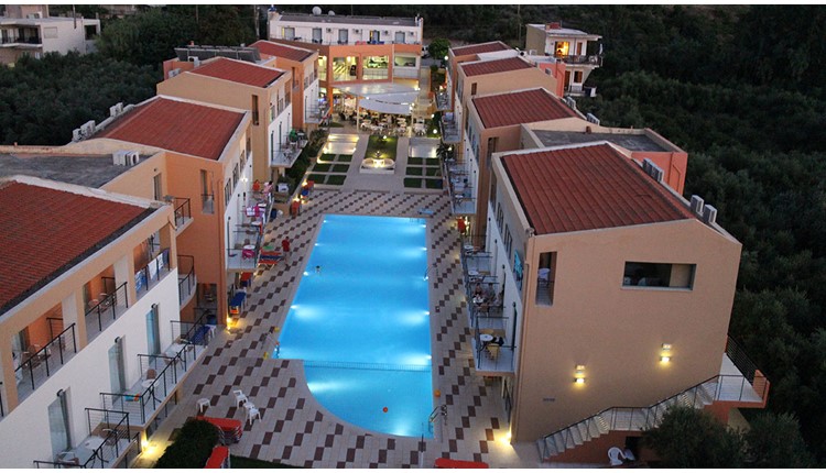 Sunrise Village, Крит